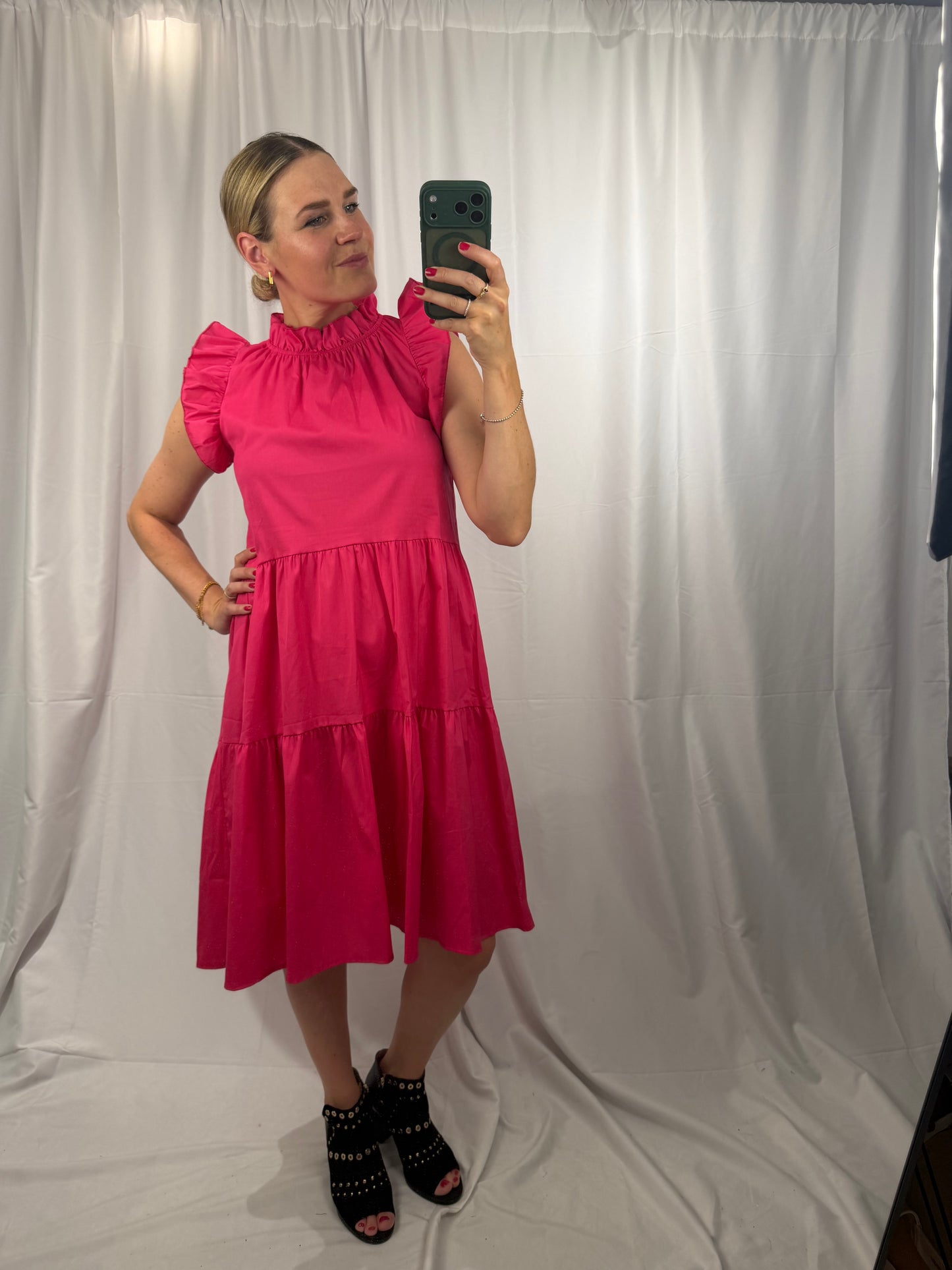 Kleid mit Flügelärmchen