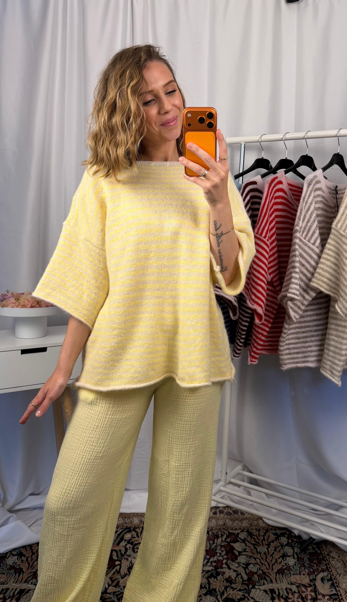 Gestreifte Strickjacke 3/4 Arm