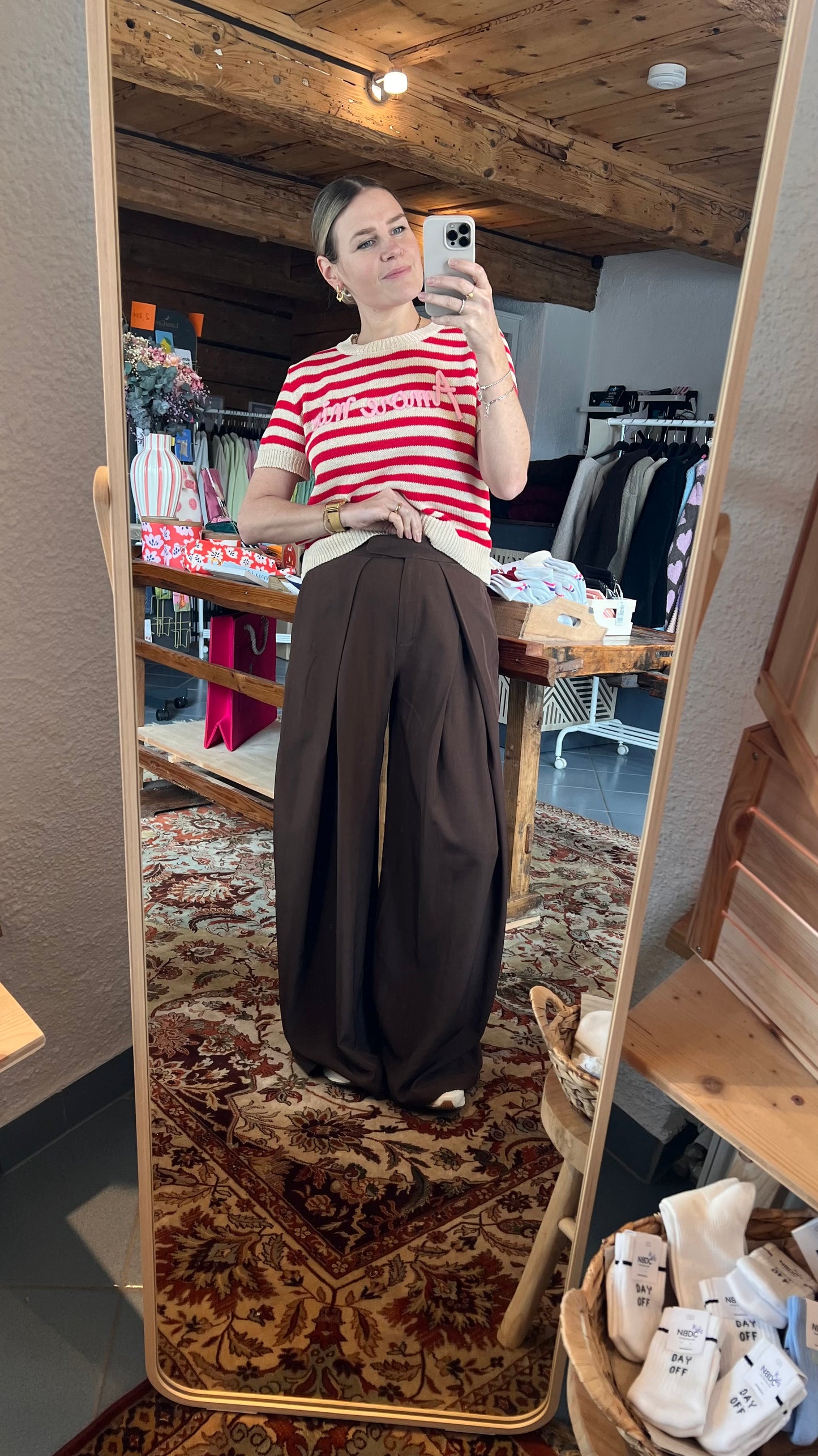 Wide leg Hose