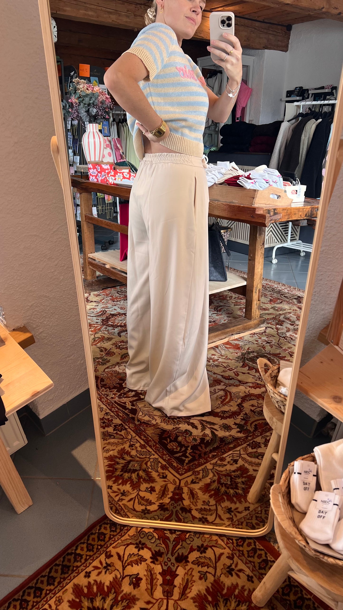 Wide leg Hose