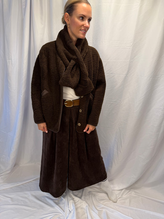 Teddyjacke mit Schal