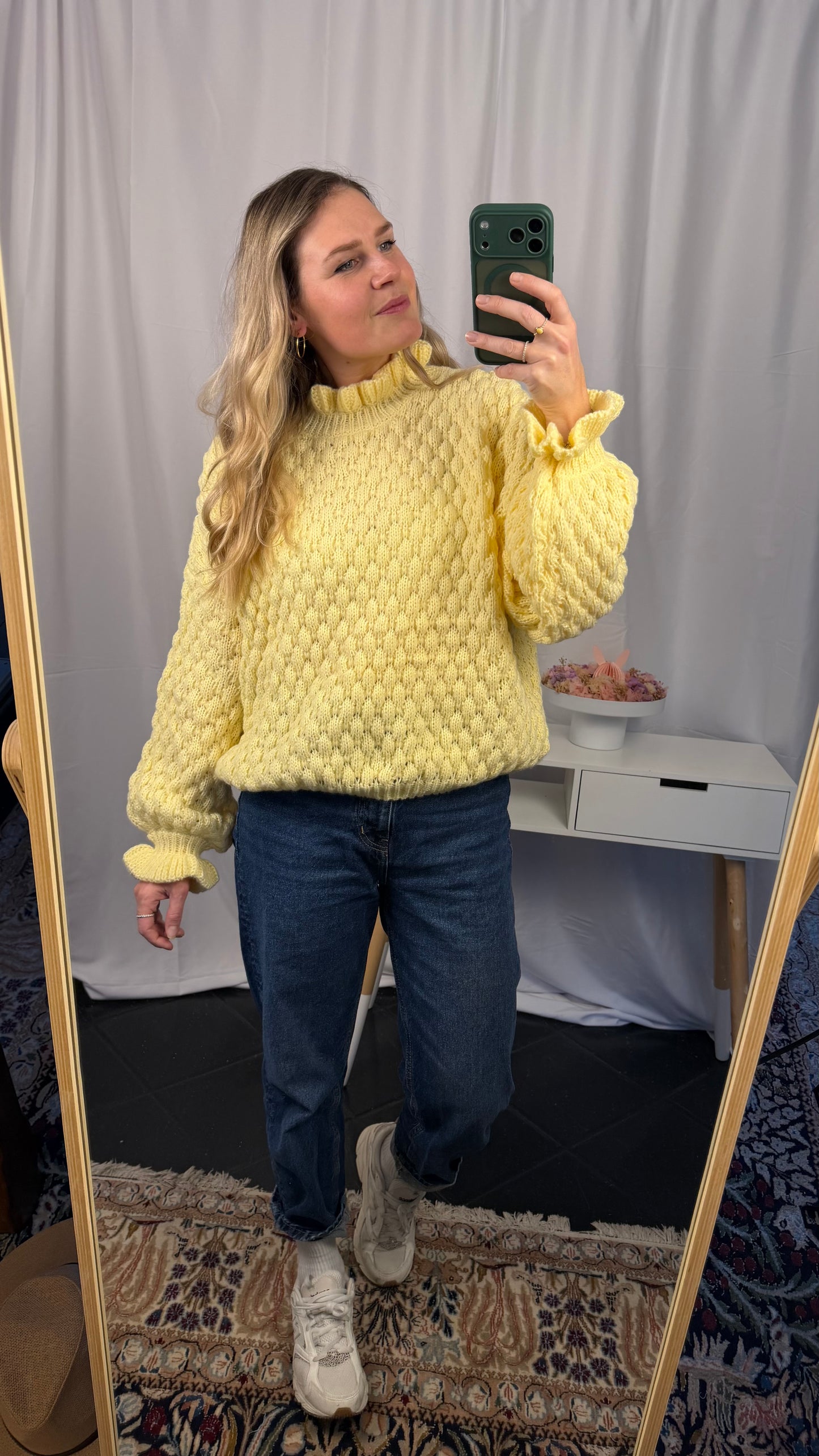 Rüschenstrick Pulli