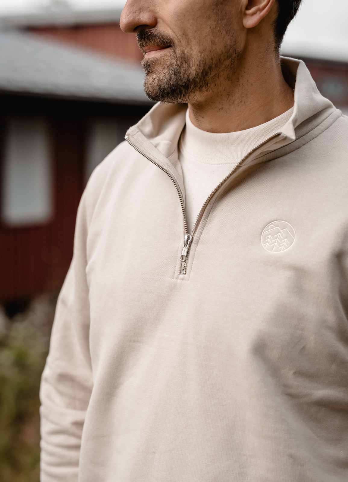 Woidlogo Half-Zip Sweater – Unisex beige