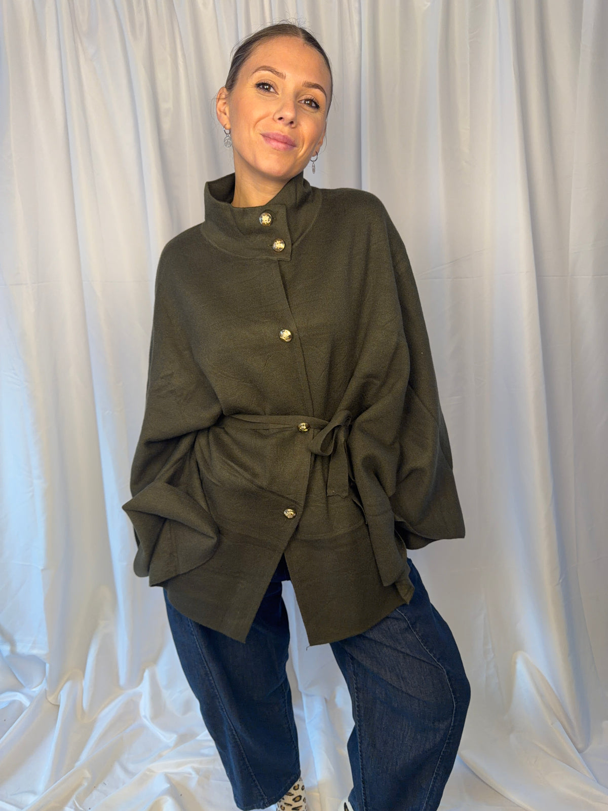 Cape-Jacke mit Bindegürtel – One Size