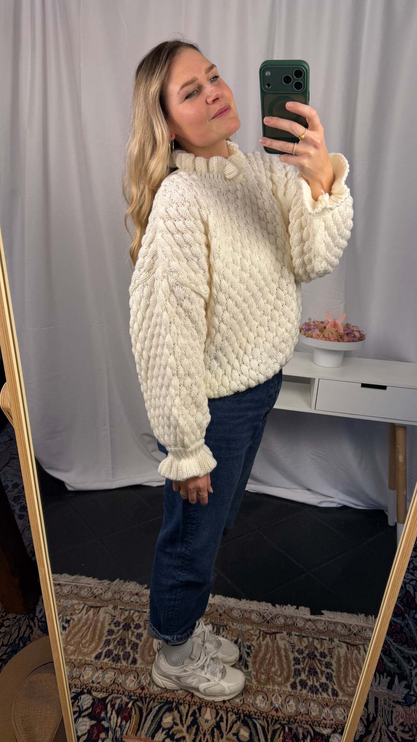 Rüschenstrick Pulli