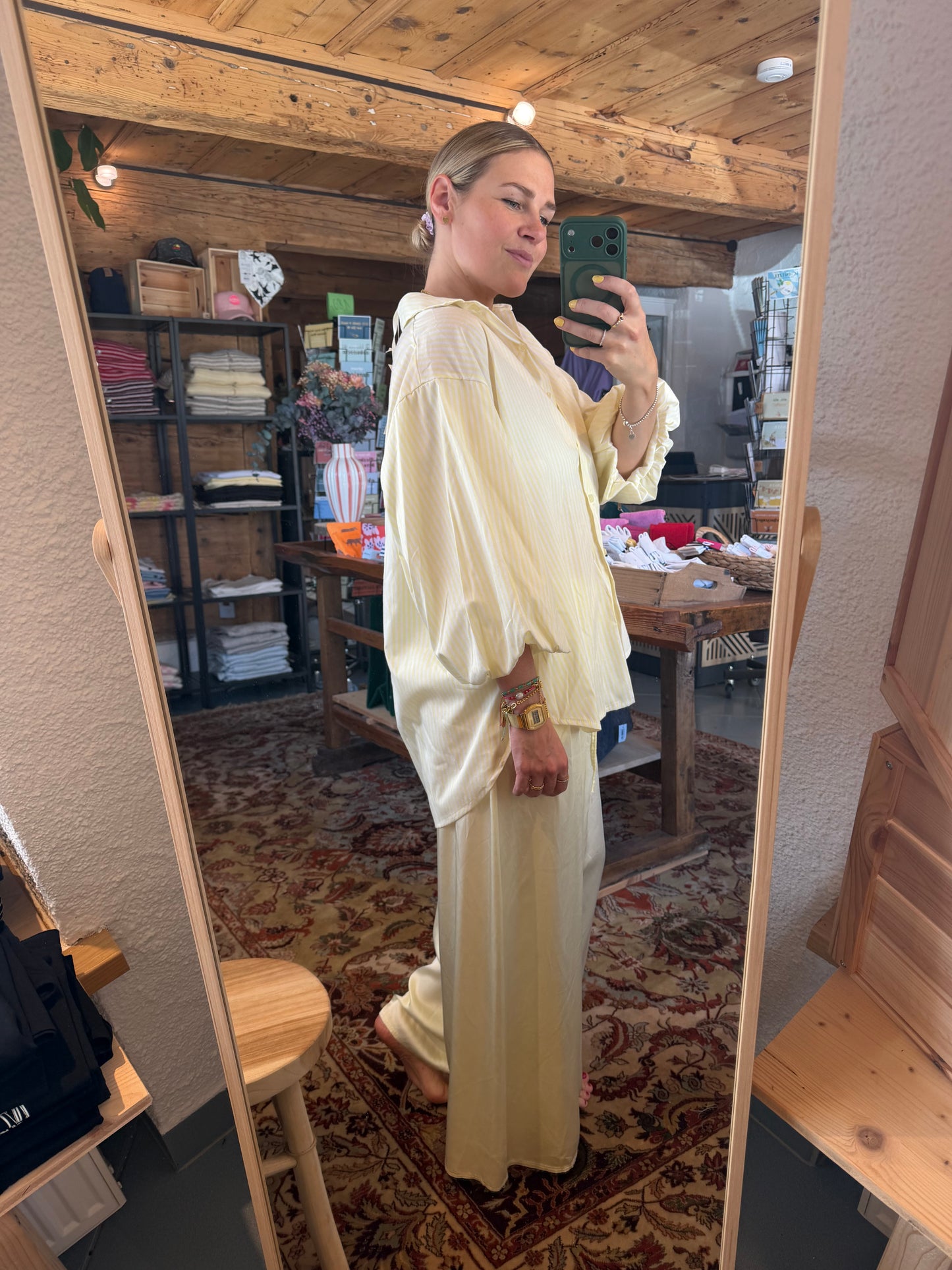 Oversize-Bluse mit Ballonärmeln