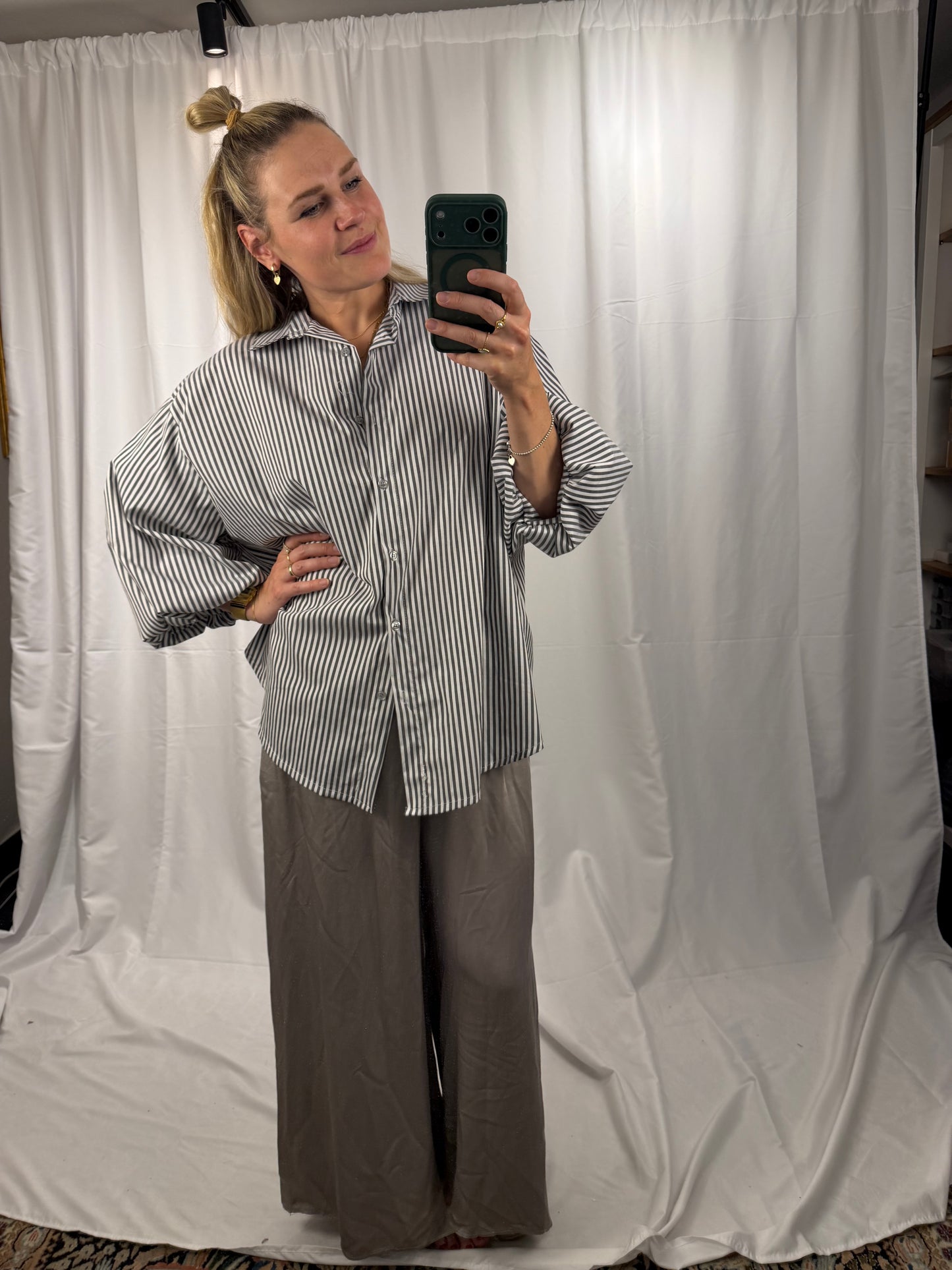 Oversize-Bluse mit Ballonärmeln