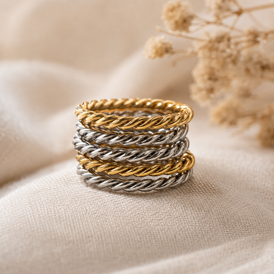 Twist Ring