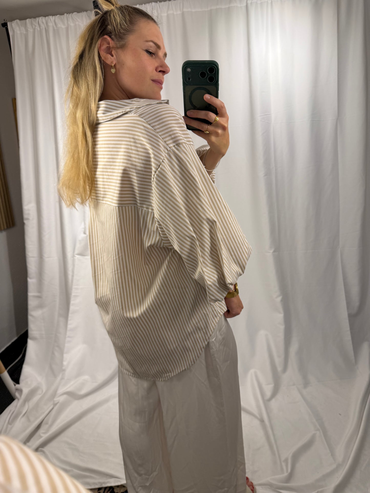 Oversize-Bluse mit Ballonärmeln