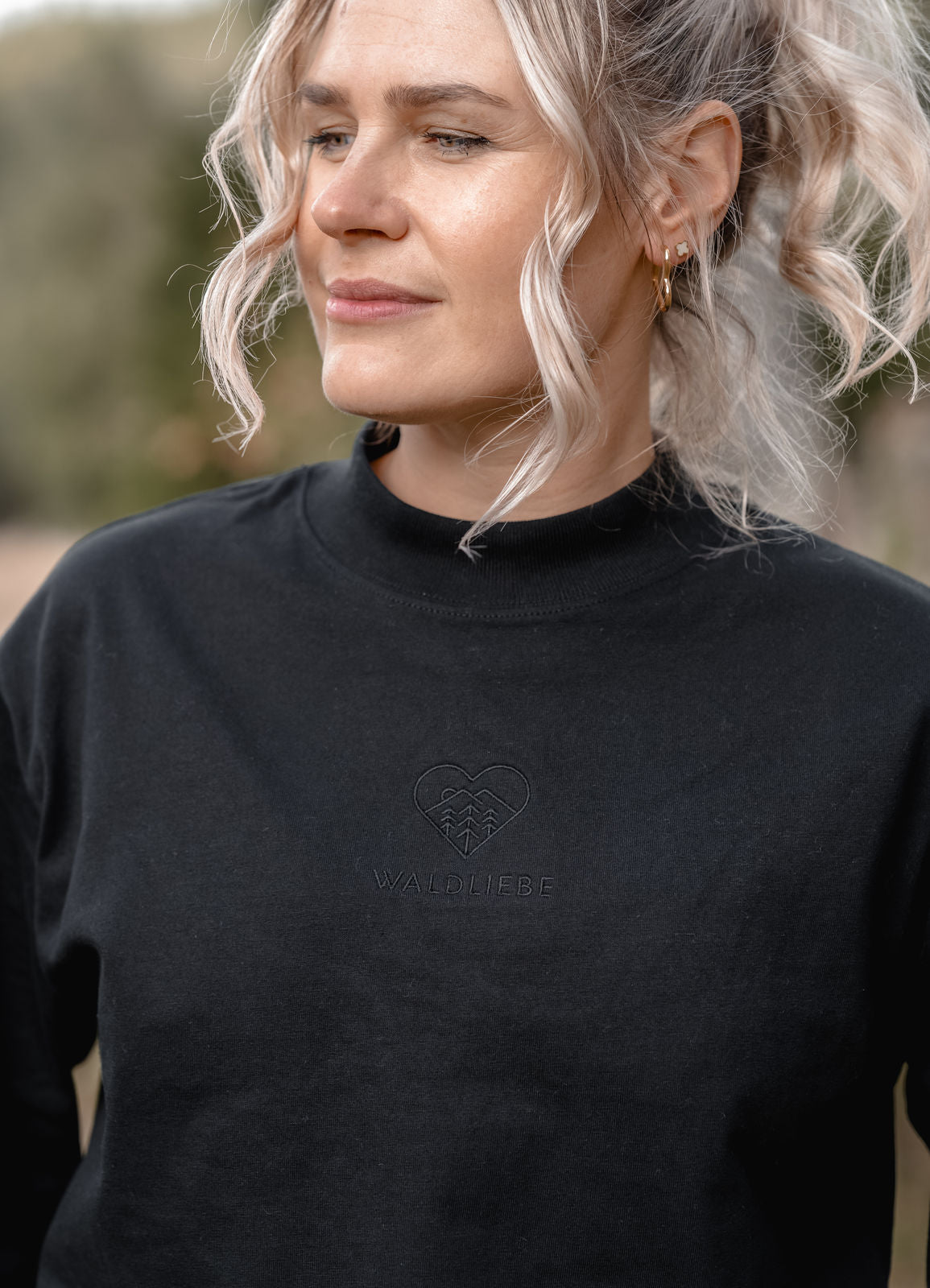 Waldliebe Women Shirt – Black