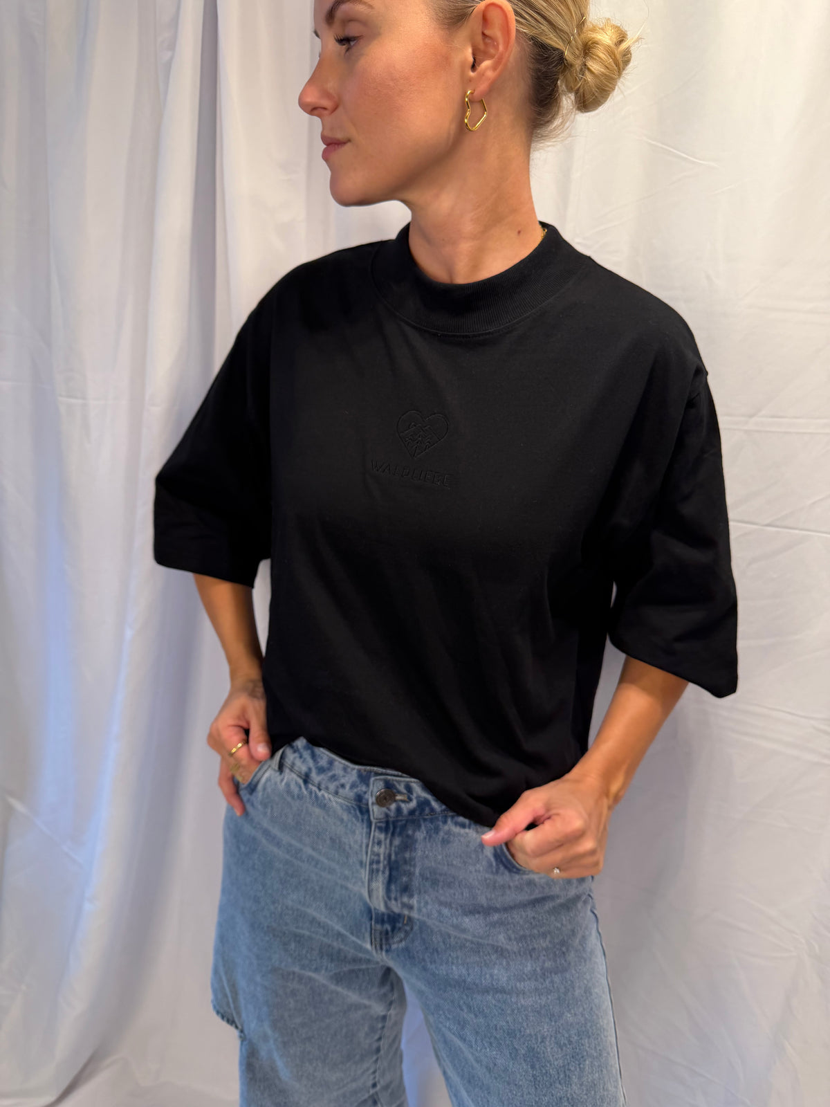 Waldliebe Women Shirt – Black
