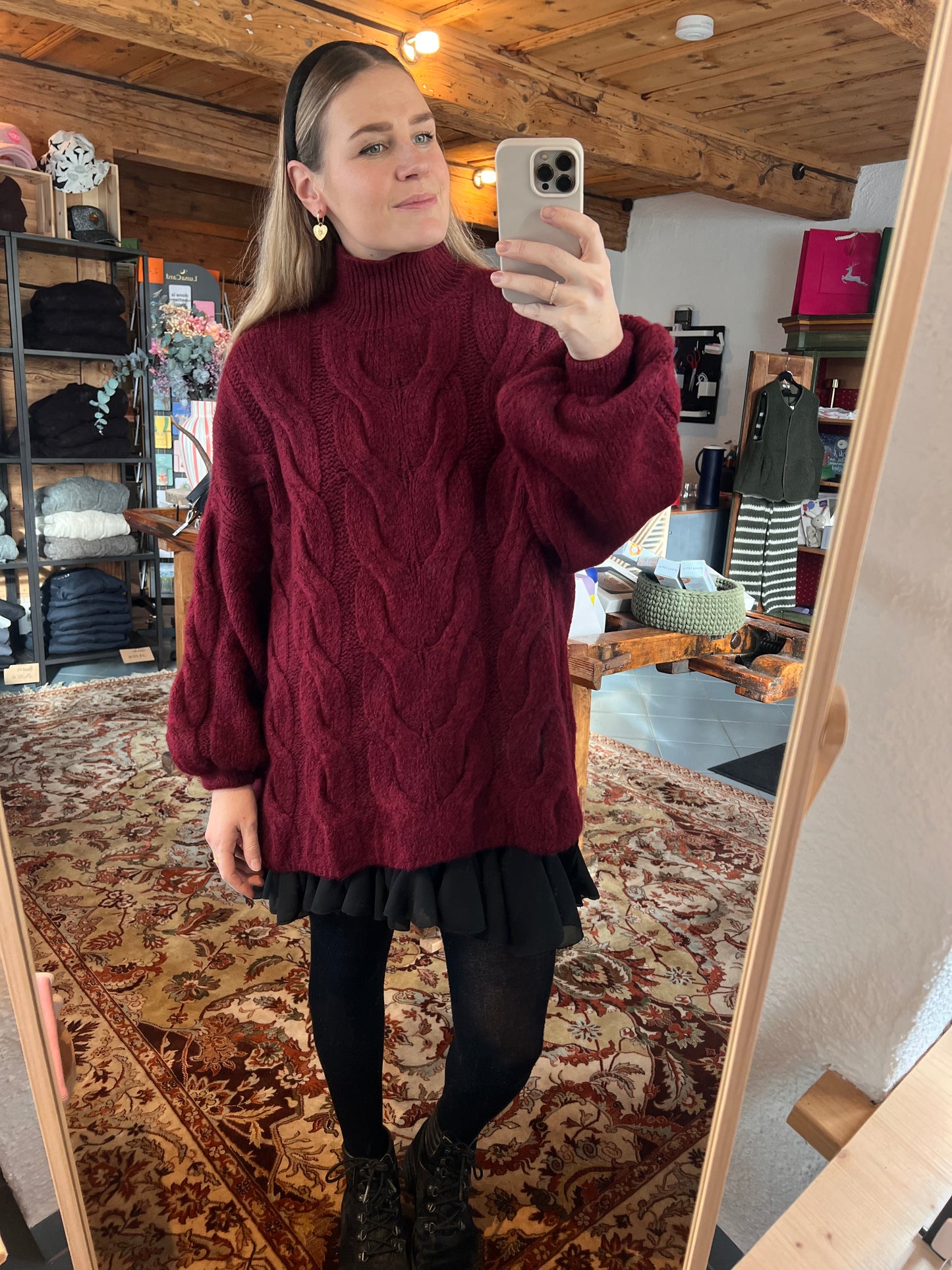 Oversize Zopfstrick-Pullover mit Rollkragen
