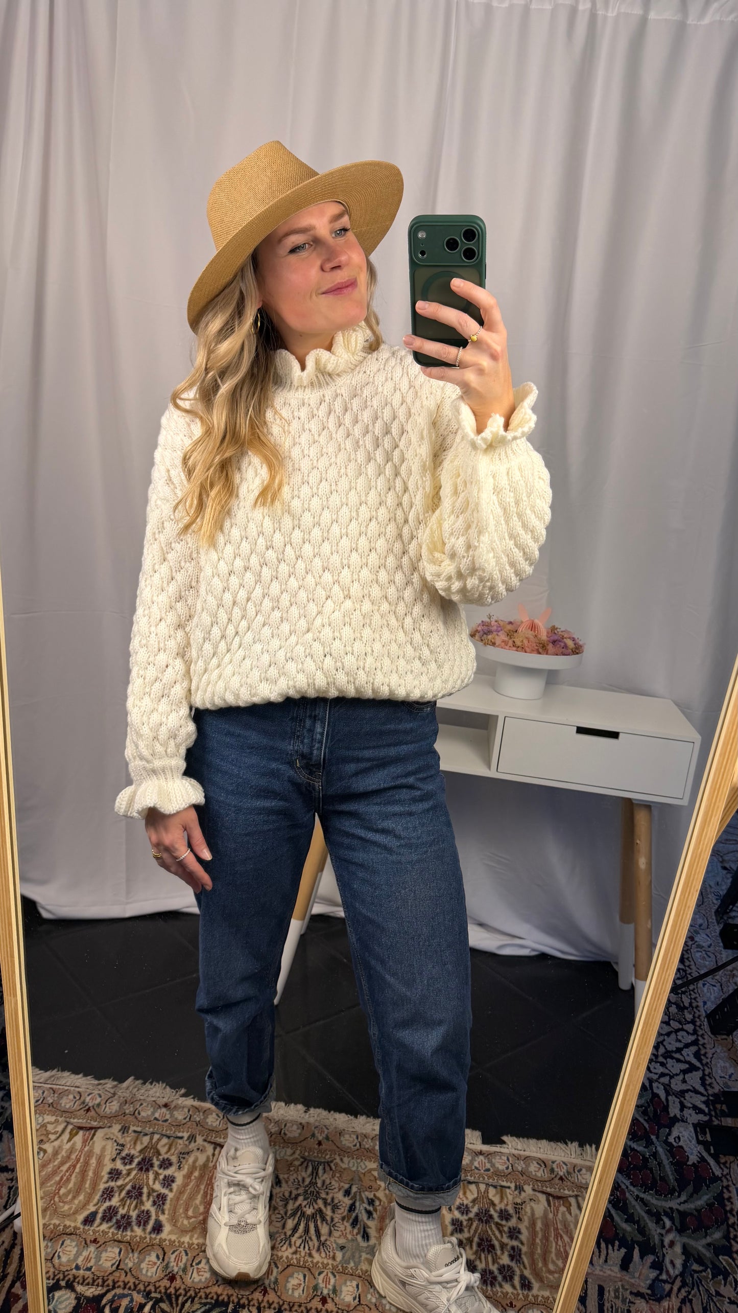 Rüschenstrick Pulli